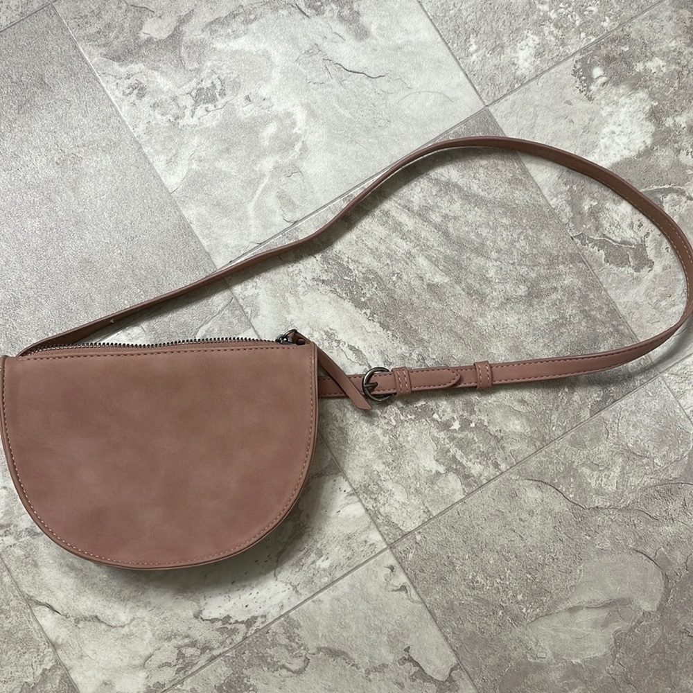 Fanny pack